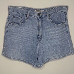 Levi’s Women’s High Loose Shorts Size 29 Light Wash High Rise EUC
